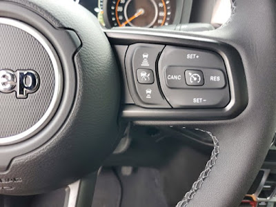 2025 Jeep Gladiator Mojave X