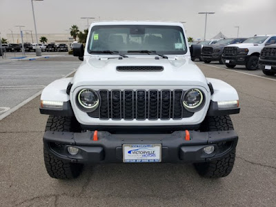 2025 Jeep Gladiator Mojave X
