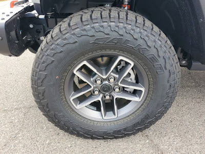 2025 Jeep Gladiator Mojave X