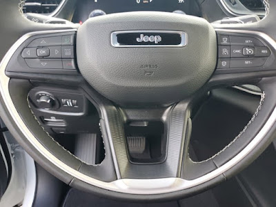 2025 Jeep Grand Cherokee L Laredo X