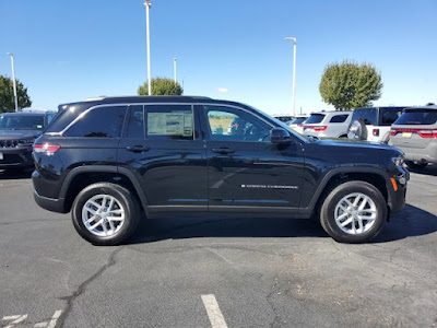 2025 Jeep Grand Cherokee Laredo X