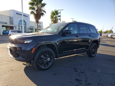 2025 Jeep Grand Cherokee Altitude