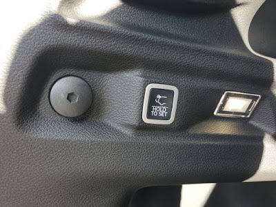 2025 Jeep Grand Cherokee L Laredo X