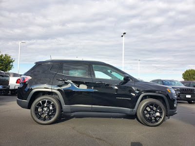 2026 Jeep Compass Latitude Altitude