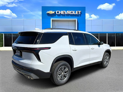2026 Chevrolet Traverse FWD LT