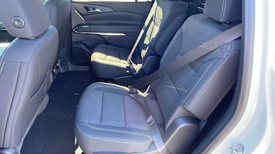 2026 Chevrolet Traverse FWD LT