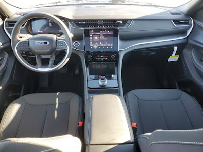 2025 Jeep Grand Cherokee L Laredo X