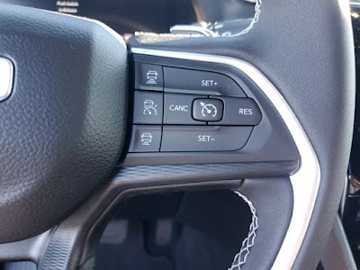 2025 Jeep Grand Cherokee L Laredo X