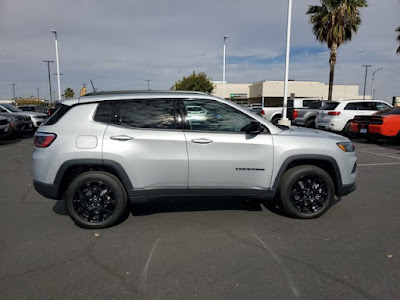 2026 Jeep Compass Latitude Altitude