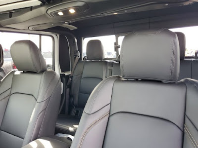 2025 Jeep Gladiator High Tide