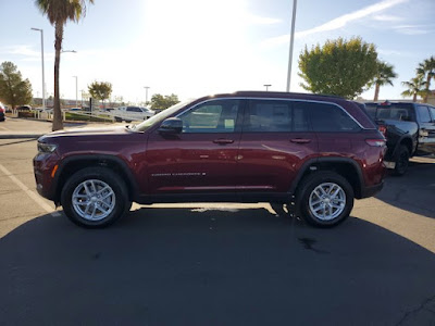 2025 Jeep Grand Cherokee Laredo X