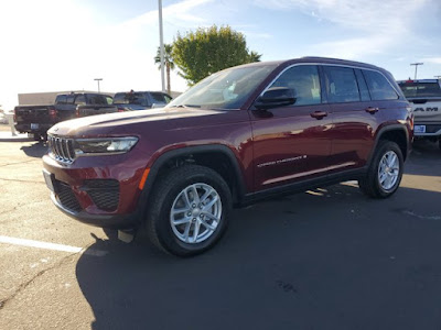 2025 Jeep Grand Cherokee Laredo X