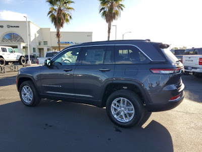 2025 Jeep Grand Cherokee Laredo X