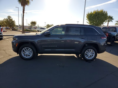 2025 Jeep Grand Cherokee Laredo X