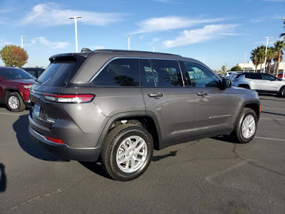2025 Jeep Grand Cherokee Laredo X