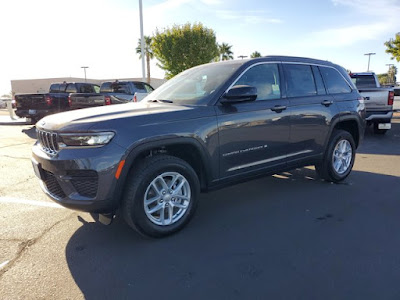 2025 Jeep Grand Cherokee Laredo X