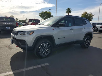 2026 Jeep Compass Trailhawk