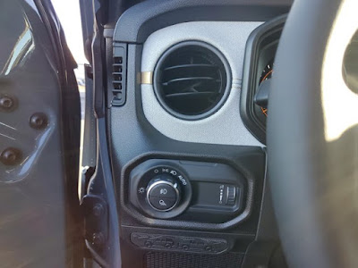 2026 Jeep Gladiator Willys