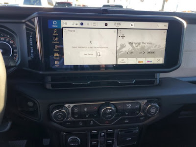 2026 Jeep Gladiator Willys