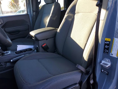 2026 Jeep Gladiator Willys