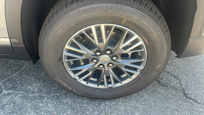 2026 Chevrolet Traverse FWD LT