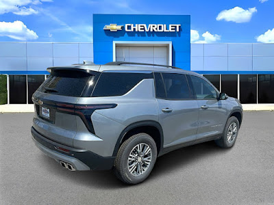 2026 Chevrolet Traverse FWD LT