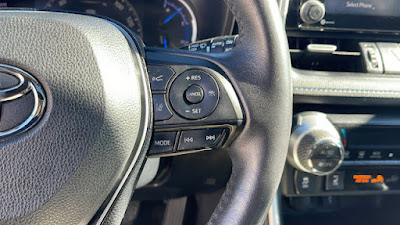 2020 Toyota RAV4 Hybrid XSE