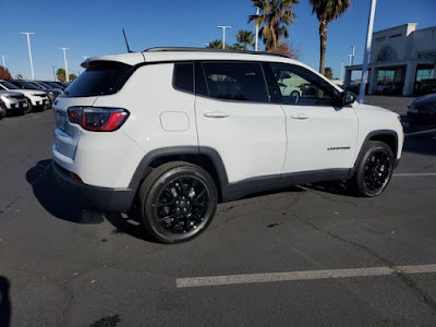 2026 Jeep Compass Latitude Altitude