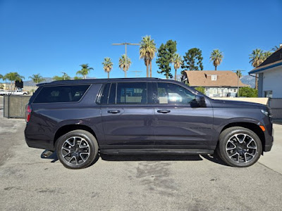 2024 Chevrolet Suburban RST