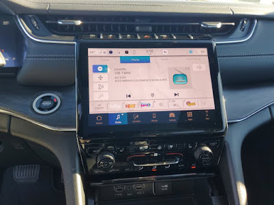 2025 Jeep Grand Cherokee Overland