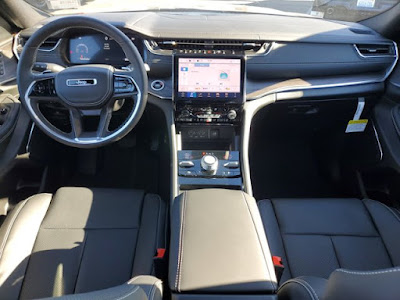 2025 Jeep Grand Cherokee Overland