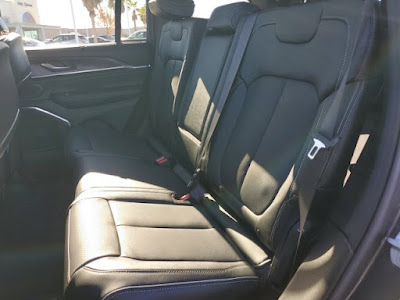 2025 Jeep Grand Cherokee Overland