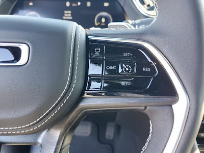 2025 Jeep Grand Cherokee Overland