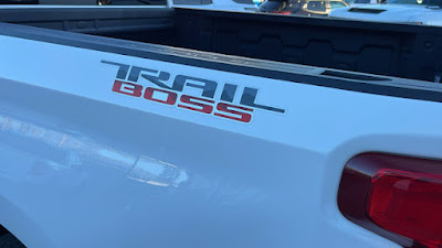 2025 Chevrolet Silverado 1500 LT Trail Boss