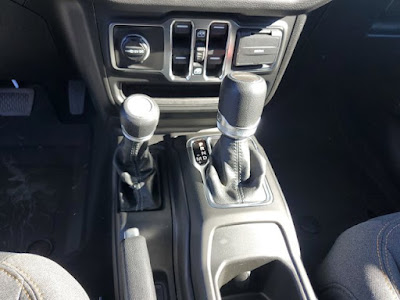 2026 Jeep Gladiator Sport S