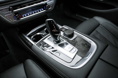2017 BMW 7 Series 740i