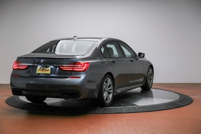 2017 BMW 7 Series 740i