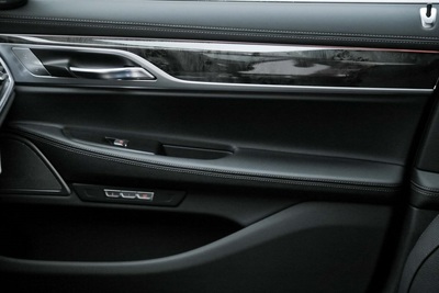 2017 BMW 7 Series 740i