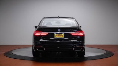 2017 BMW 7 Series 740i
