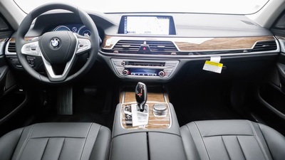 2017 BMW 7 Series 740i