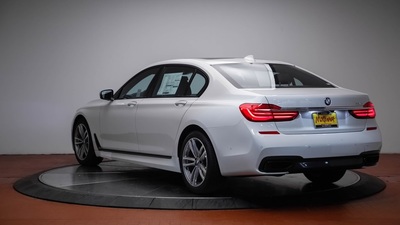 2017 BMW 7 Series 740i