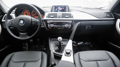 2016 BMW 3 Series 320i