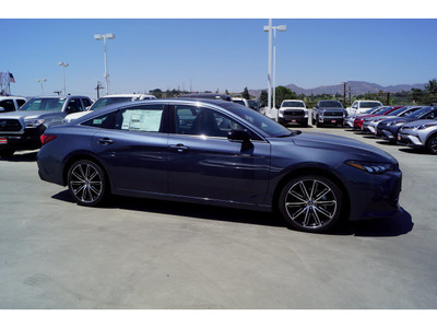 2019 Toyota Avalon XSE
