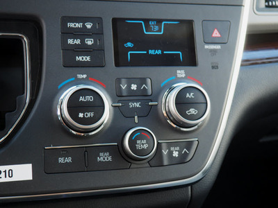 2019 Toyota Sienna Limited Premium 7 Passenger