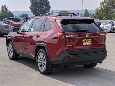 2021 Toyota RAV4 XLE Premium