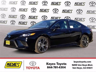 2020 Toyota Camry Hybrid SE