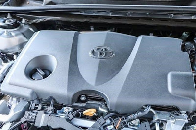 2020 Toyota Camry Hybrid SE