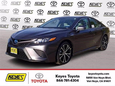 2020 Toyota Camry Hybrid SE