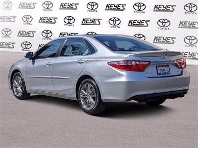 2017 Toyota Camry SE