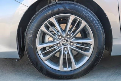 2017 Toyota Camry SE
